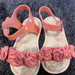 Mini Melissa girls sandal’s. Size 8 toddler